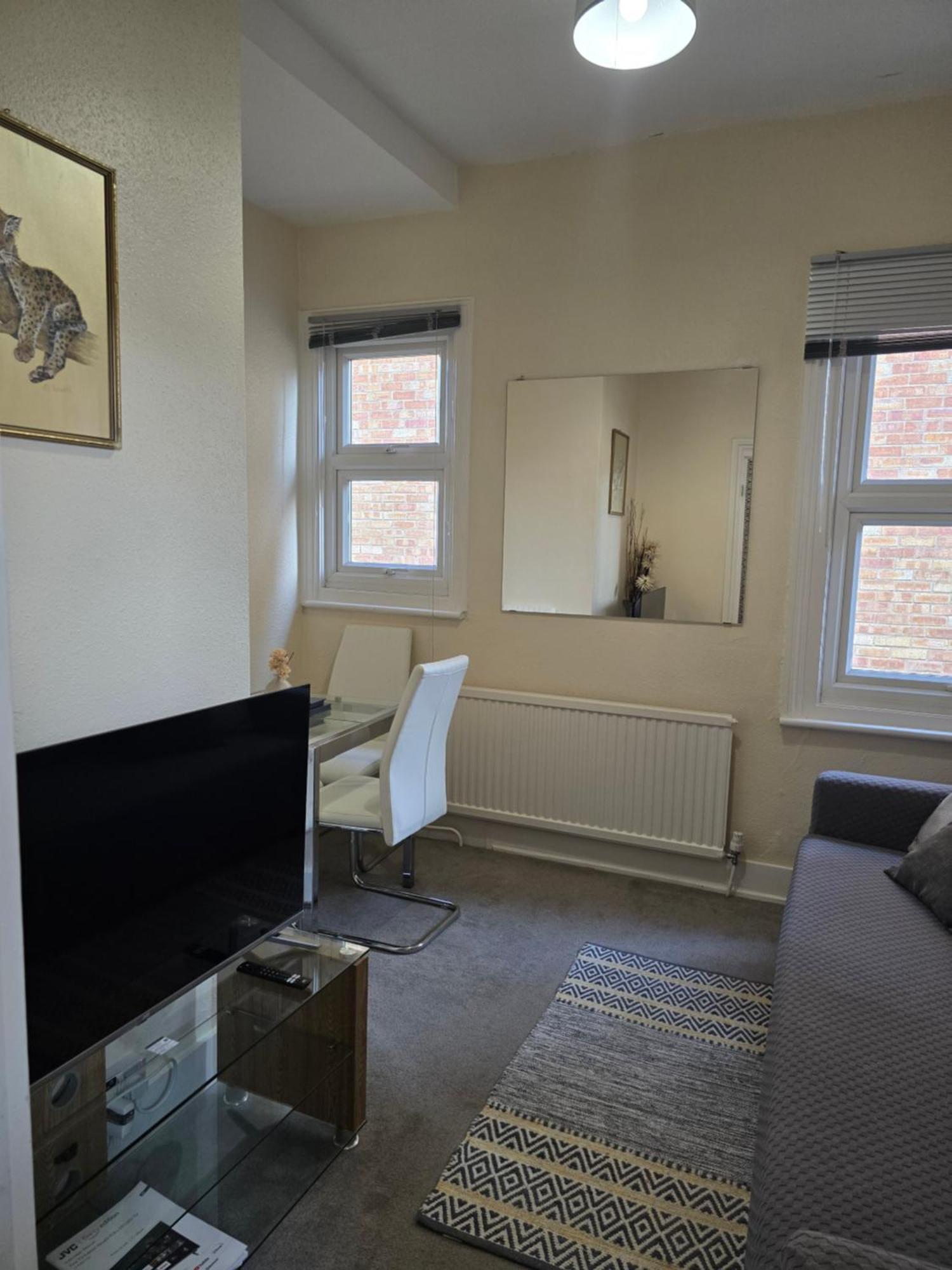 14B Malden Apartamento Watford  Exterior foto